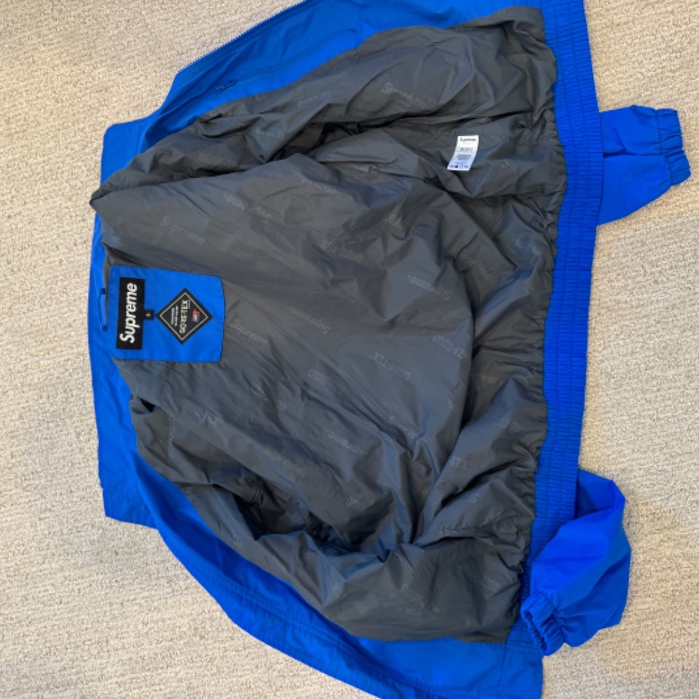 Supreme x Gortex rain jacket - Picture 3 of 5